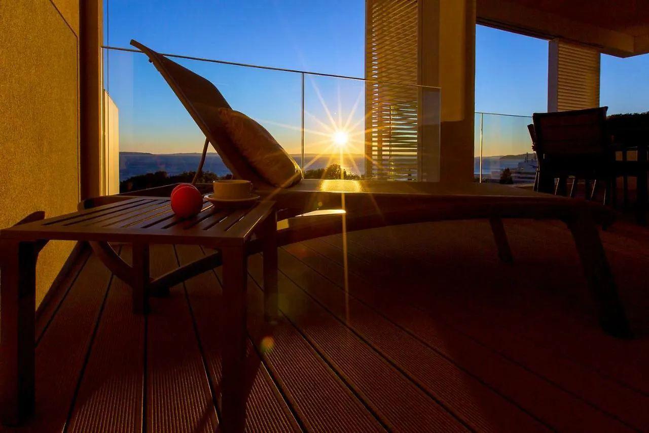 Bel Etage Amora Luxury Seaview Apartment With Pool Split